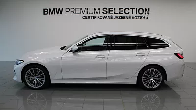 BMW 320d xDrive Touring 140 kW automat Mineral White