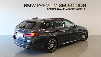 BMW 530d xDrive Touring 210 kW automat Sophisto Grey Brilliant Effect