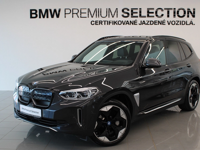 BMW iX3 210 kW automat Sophisto Grey Brilliant Effect