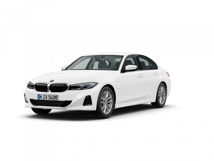 BMW 330e xDrive 215 kW automat Alpine White